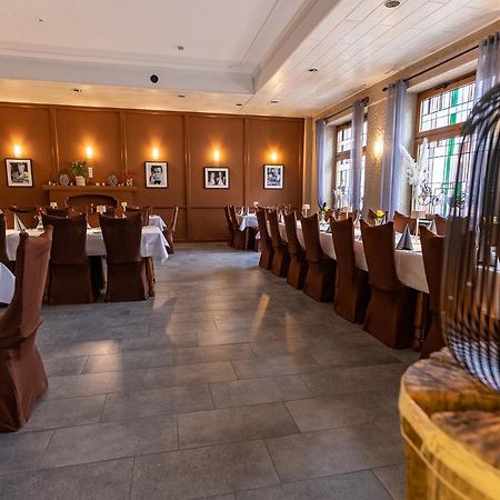 Hotel Fronhof Mettendorf Екстериор снимка