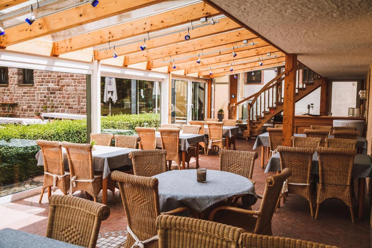 Hotel Fronhof Mettendorf Екстериор снимка