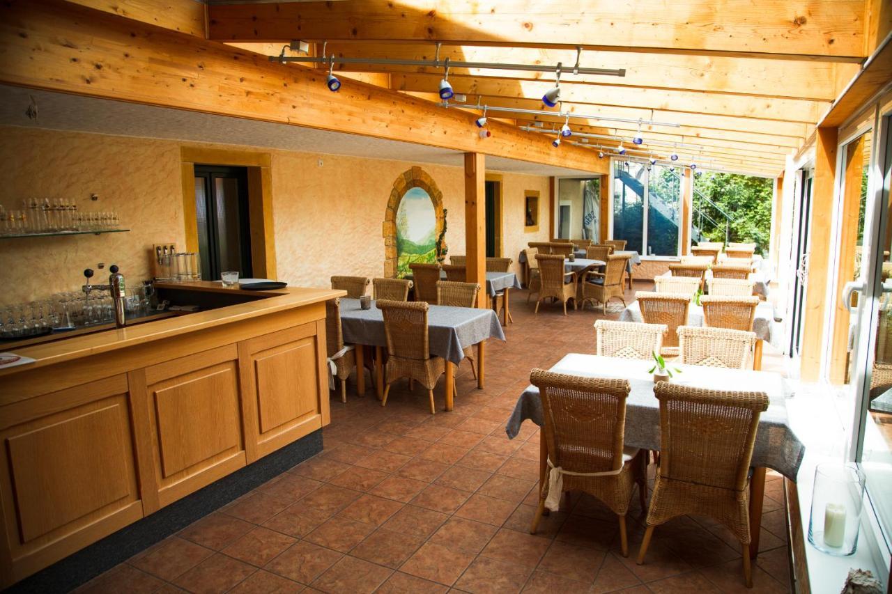 Hotel Fronhof Mettendorf Екстериор снимка