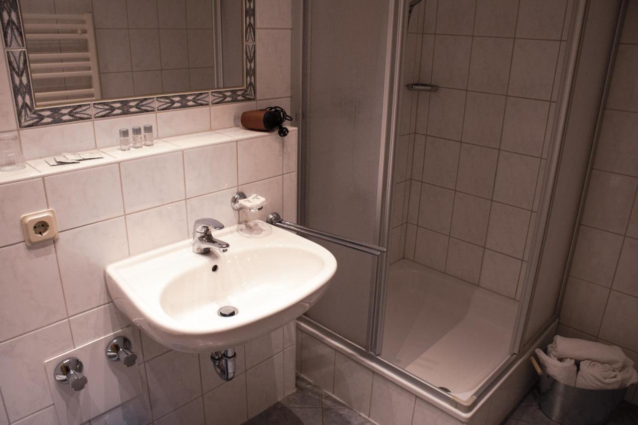 Hotel Fronhof Mettendorf Екстериор снимка
